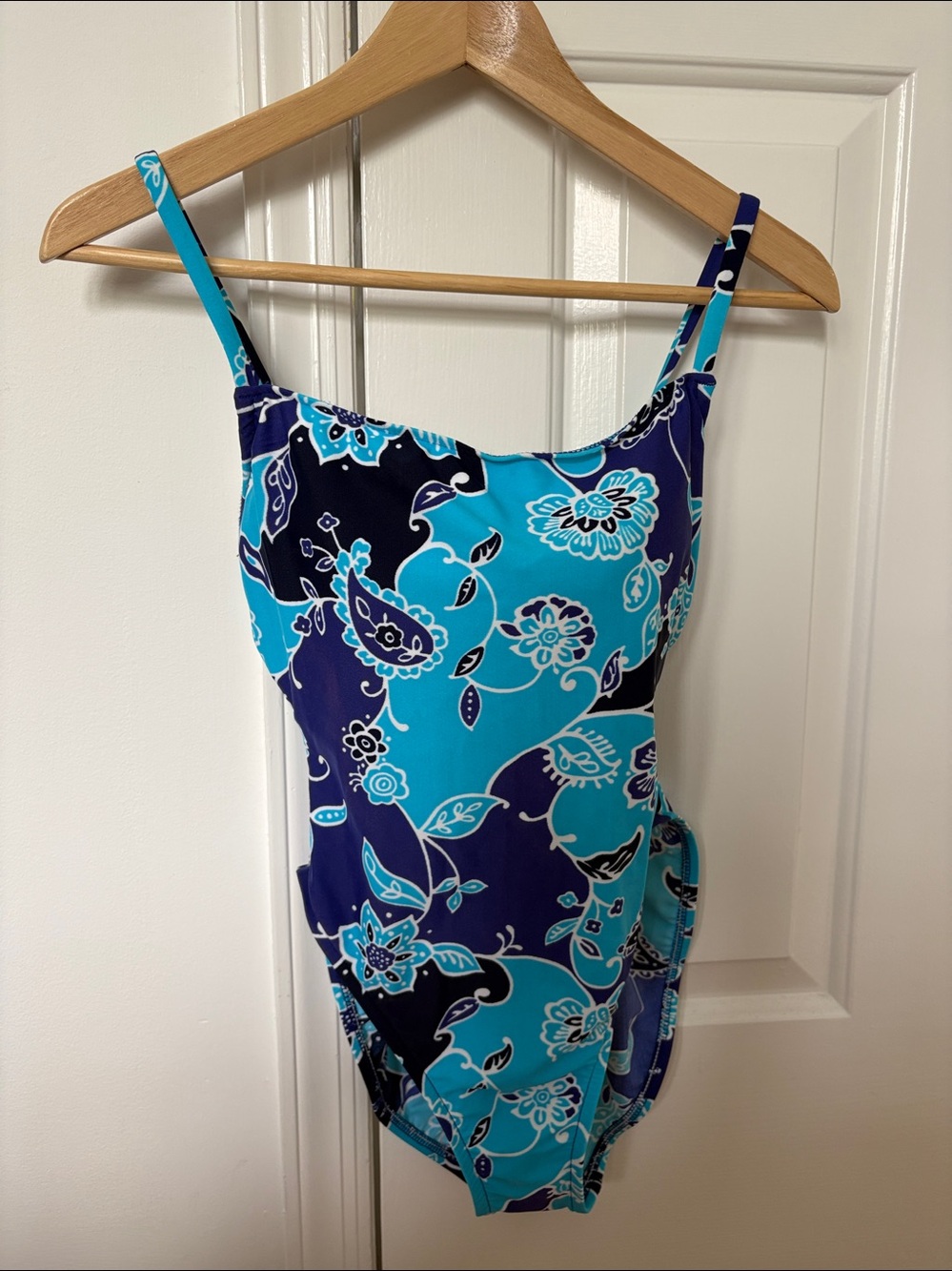 Victoria’s Secret Blue Floral Underwire Y2k 2000s One Piece Swimsuit 36B